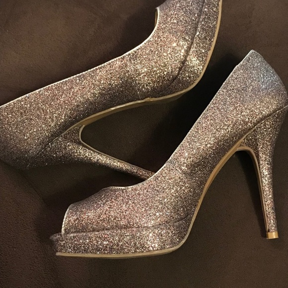 Steve Madden Shoes - Steve Madden Glitter Shoes